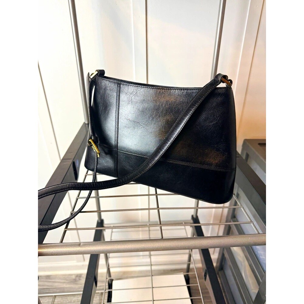 Vintage Etienne Aigner Black Genuine Leather Shoulder Crossbody Bag Purse Gold